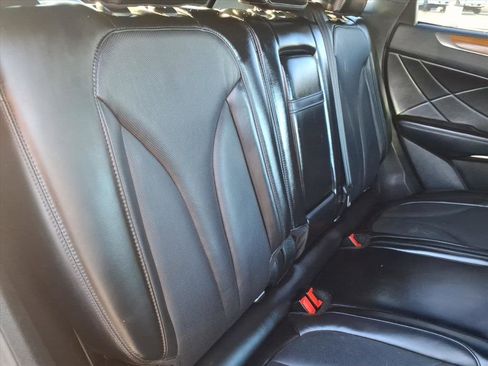 Used 2018 Lincoln MKC Reserve w/ Lincoln MKC Climate Package image 15