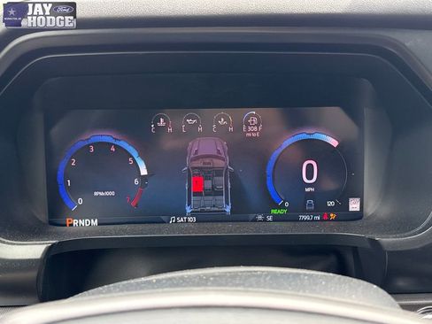 Certified 2025 Ford F150 Platinum w/ Equipment Group 702A High AWD/4WD image 19