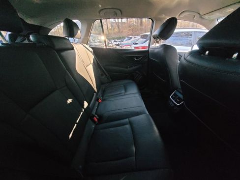 Used 2020 Subaru Outback Limited image 7