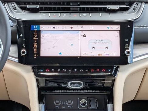 New 2026 Jeep Grand Cherokee Limited AWD/4WD image 17