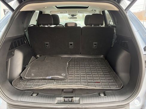 Used 2022 Ford Escape SE w/ SE Sport Appearance Package image 26