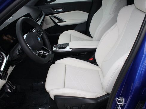 Used 2026 BMW X1 xDrive28i w/ Technology Package image 5