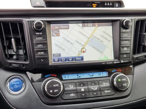 Used 2017 Toyota RAV4 Limited image 15