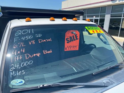 Used 2011 Ford F450 XL w/ Trailer Tow Pkg image 3