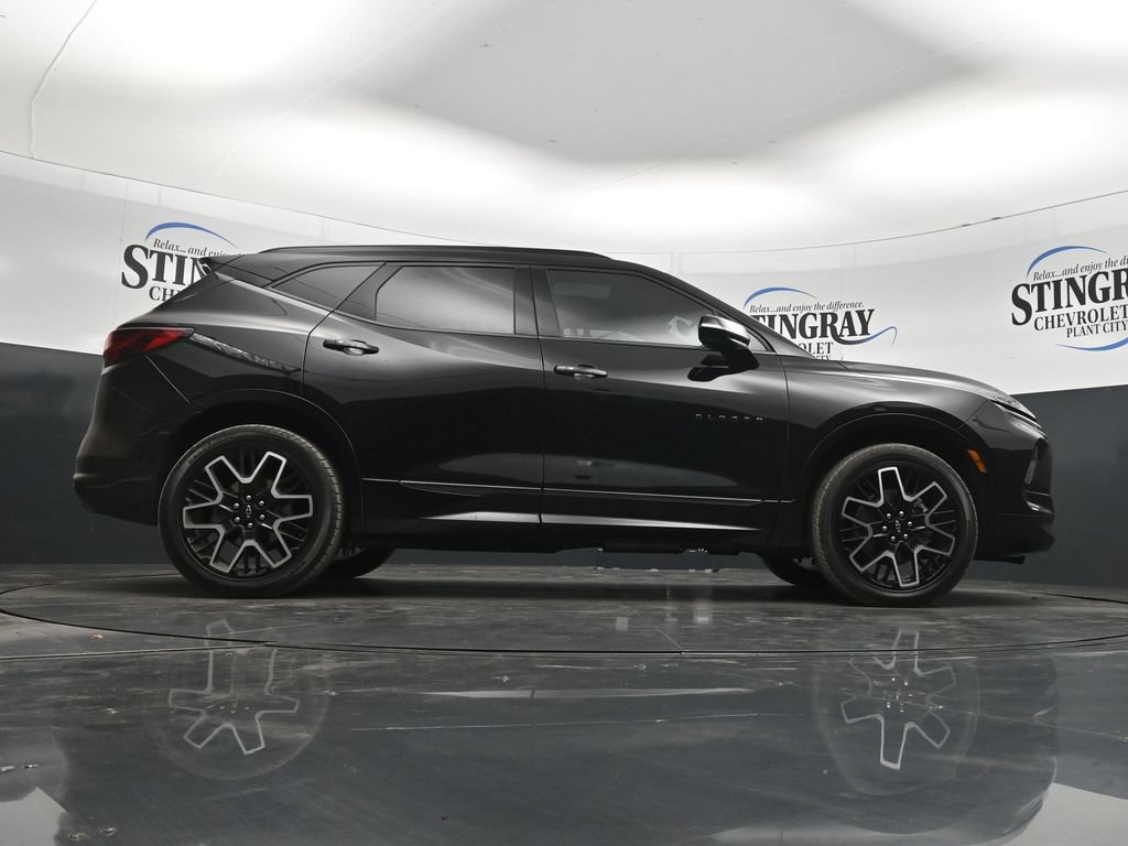 Used 2023 Chevrolet Blazer RS w/ Driver Confidence II Package FWD image 33