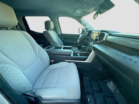 Used 2022 Toyota Tundra SR5 image 31