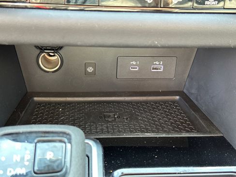 New 2025 Nissan Pathfinder SL w/ SL Premium Package image 34