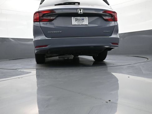 Used 2024 Honda Odyssey Sport image 34