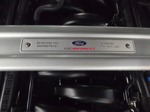 Used 2016 Ford Mustang Shelby GT350 w/ Technology Package RWD image 83