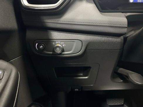 Used 2024 Chevrolet TrailBlazer LT w/ Convenience Package AWD/4WD image 17