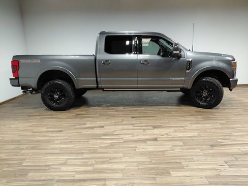 Used 2021 Ford F350 Platinum w/ Tremor Off-Road Package image 25