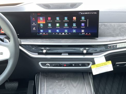 New 2026 BMW X7 xDrive40i w/ Premium Package image 15