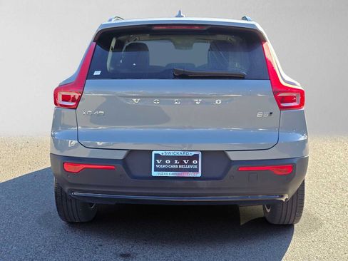 Used 2026 Volvo XC40 B5 Plus AWD/4WD image 5