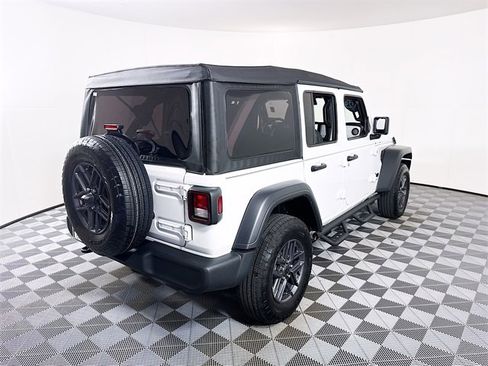 Used 2025 Jeep Wrangler Sport S image 22