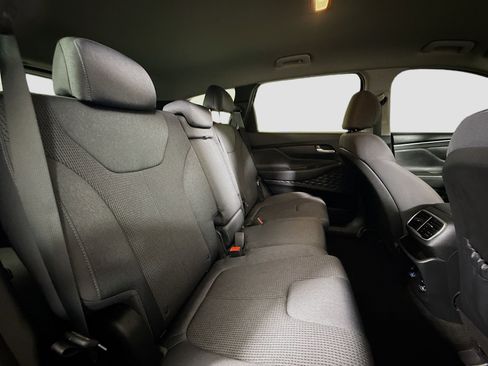 Used 2020 Hyundai Santa Fe SE image 26