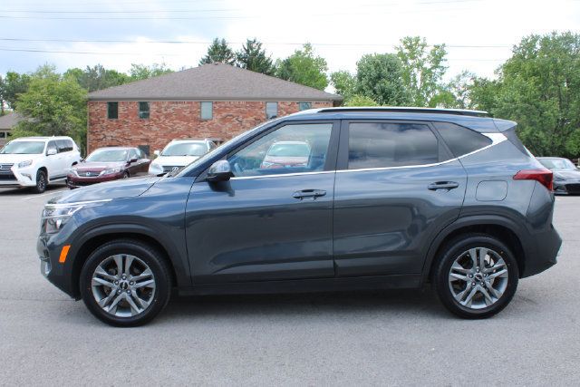Used 2022 Kia Seltos S FWD image 5