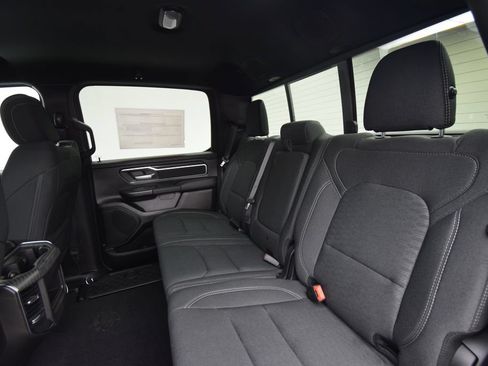 New 2026 RAM 1500 4x4 Crew Cab image 34