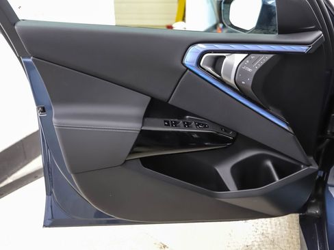 New 2026 BMW X3 xDrive30 w/ Premium Package image 9