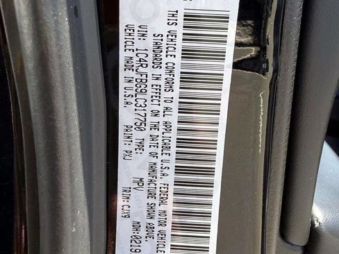 Used 2020 Jeep Grand Cherokee Limited AWD/4WD image 28