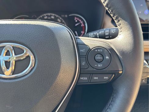 Used 2024 Toyota RAV4 XLE Premium image 16