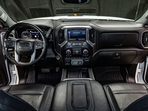 Used 2020 GMC Sierra 2500 Denali w/ Denali Ultimate Package image 18