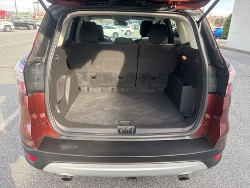 Used 2018 Ford Escape SE w/ Ford Safe & Smart Package image 22