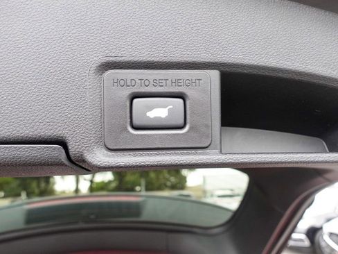 Certified 2025 Acura RDX w/ Technology Package image 30