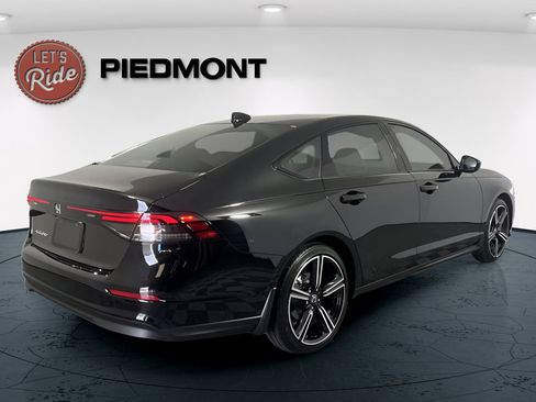 New 2026 Honda Accord SE image 4