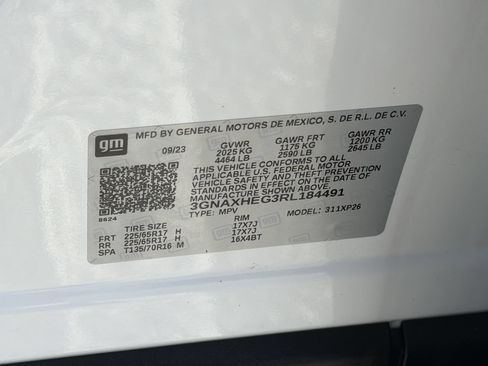 Used 2024 Chevrolet Equinox LS FWD image 32