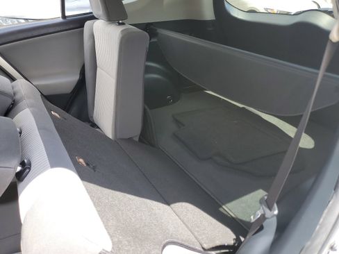 Used 2015 Toyota RAV4 LE FWD image 33