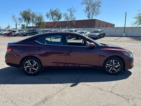 Certified 2025 Nissan Sentra SV FWD image 4