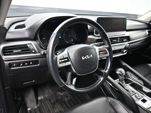 Used 2022 Kia Telluride LX image 12