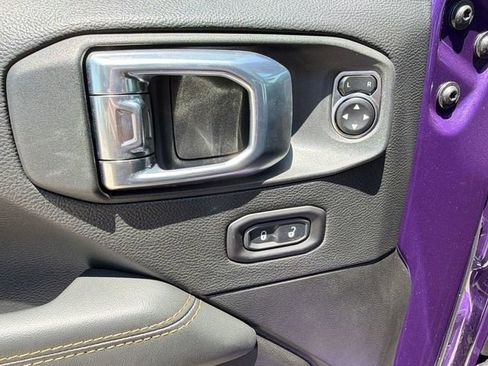New 2026 Jeep Gladiator Sport AWD/4WD image 13