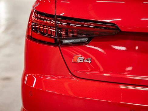 Used 2019 Audi S4 Premium Plus w/ Premium Plus Package AWD/4WD image 37