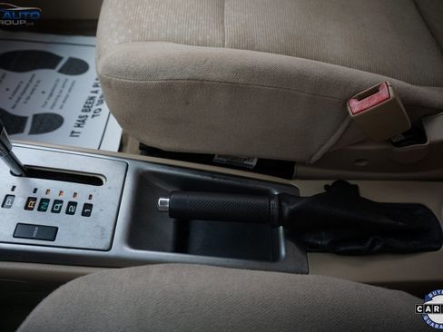 Used 2011 Chevrolet Aveo LT image 31