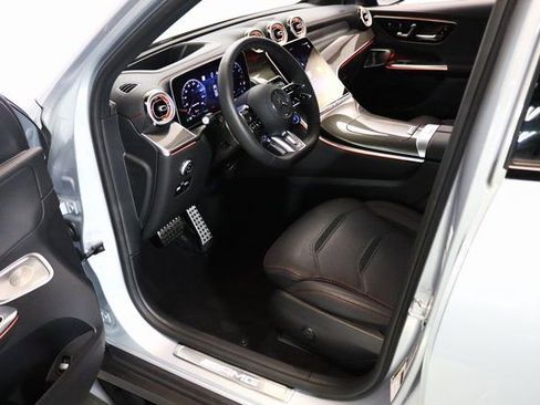 Used 2025 Mercedes-Benz GLC 43 AMG 4MATIC w/ Driver Assistance Package image 22