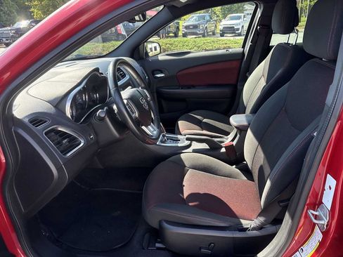 Used 2012 Dodge Avenger SXT Plus FWD image 16