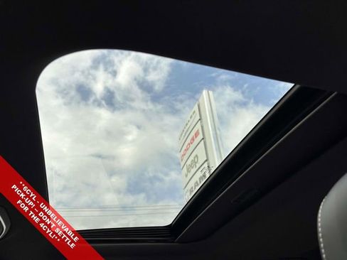 New 2025 Jeep Grand Cherokee L Altitude image 4