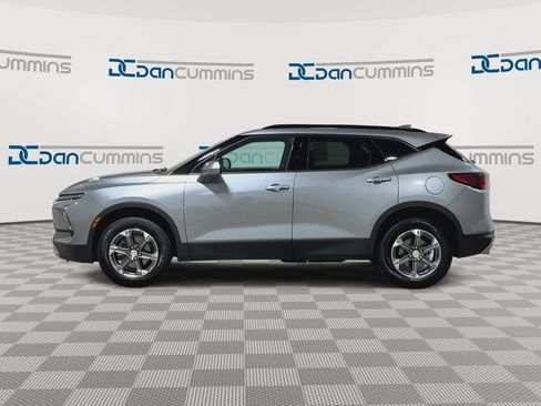 Used 2024 Chevrolet Blazer LT w/ Convenience Package FWD image 5