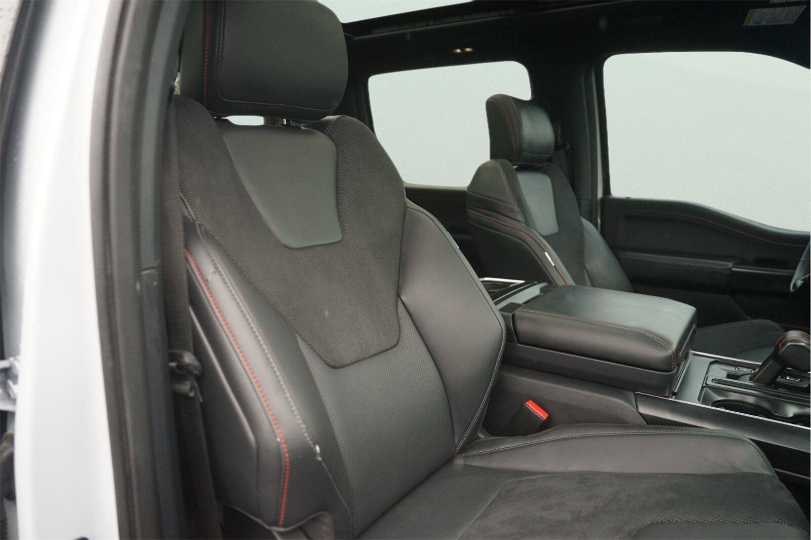 Used 2025 Ford F150 Raptor AWD/4WD image 20