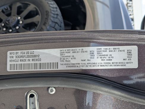 Used 2025 RAM 2500 Laramie w/ Night Edition image 34