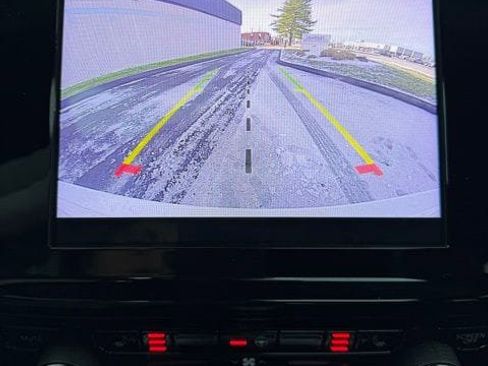 Used 2023 Jeep Grand Cherokee Altitude image 22