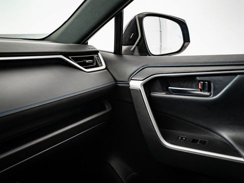 Used 2019 Toyota RAV4 XSE w/ XSE Weather Package image 41