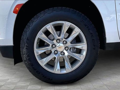 Used 2024 Chevrolet Tahoe Premier AWD/4WD image 22