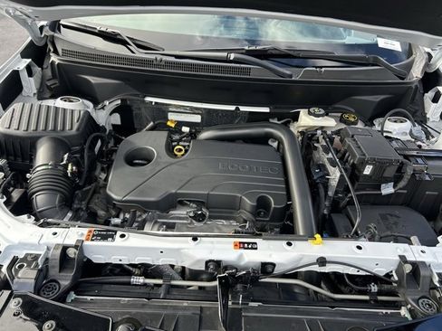 Used 2023 Chevrolet Equinox RS image 11