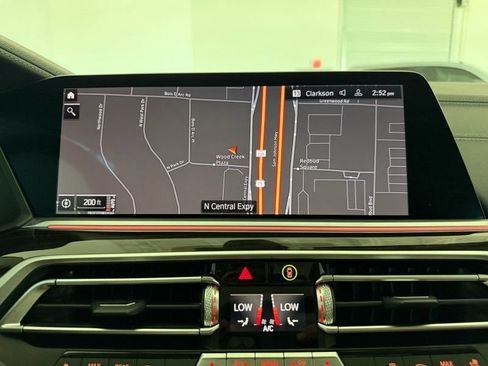 Used 2021 BMW X7 xDrive40i w/ Premium Package AWD/4WD image 32