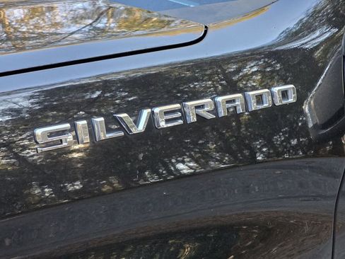 Used 2021 Chevrolet Silverado 1500 LT image 25