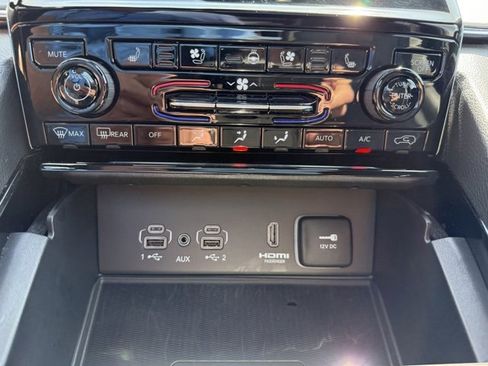 Certified 2023 Jeep Grand Cherokee Overland w/ Adv Protech Group III image 29