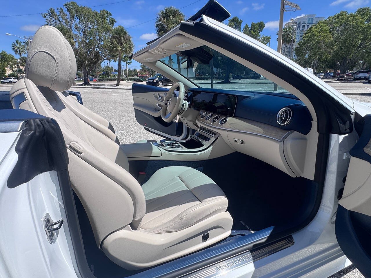 Used 2022 Mercedes-Benz E 450 Cabriolet image 72
