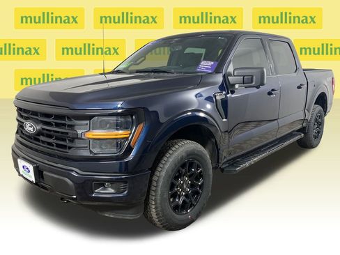 Certified 2024 Ford F150 XLT w/ XLT Black Appearance Package image 14